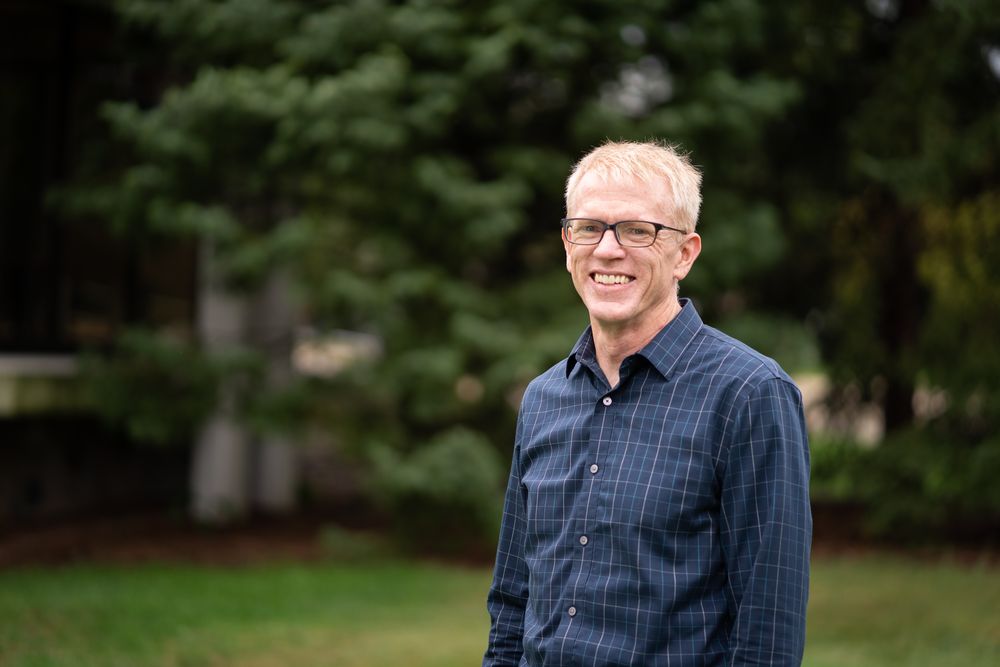 Presentation at the Conference of the Psychonomic Society by Michael Wolfe and Todd Williams